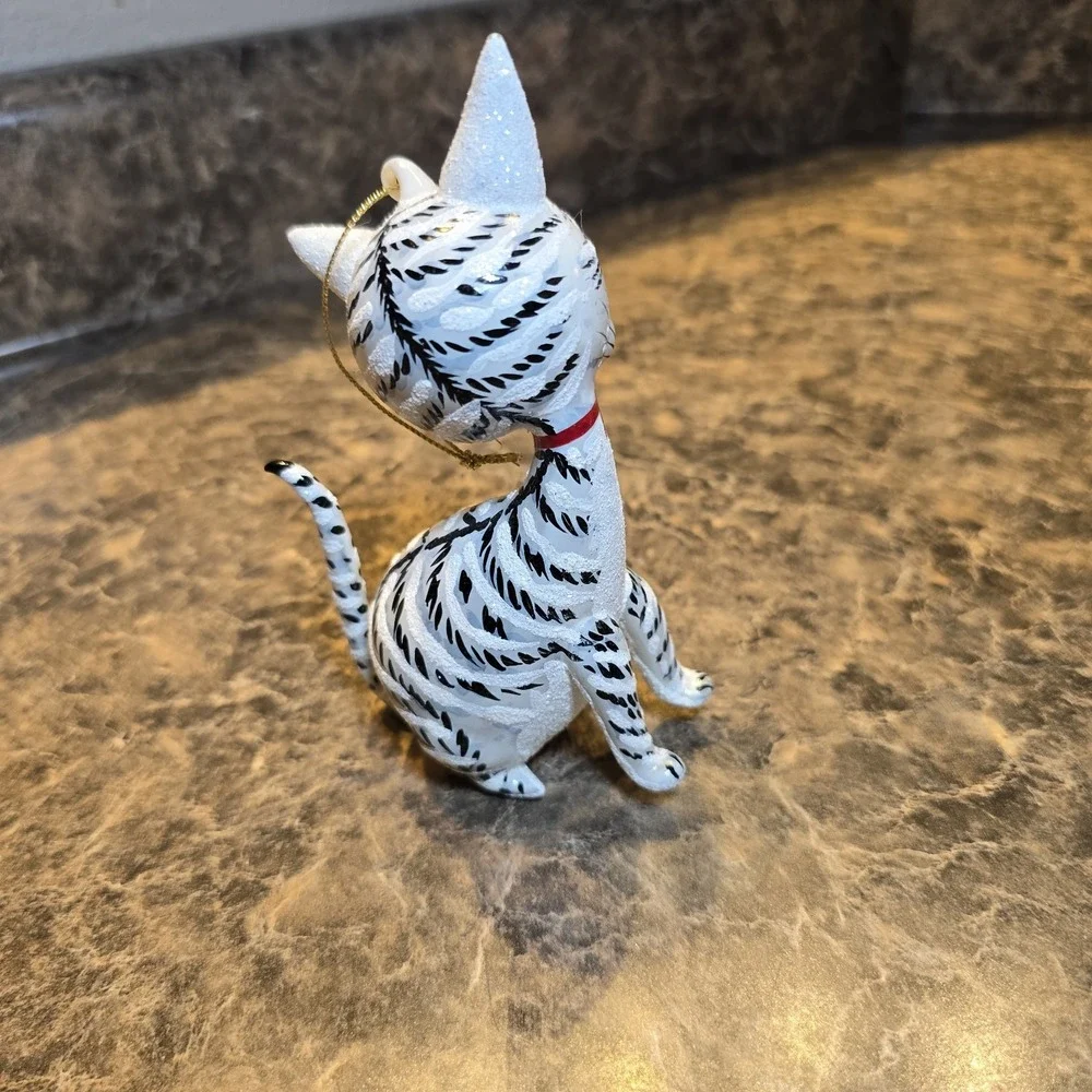 VTG‎ RARE SLAVIC Treasures Collectible hand Blown GLASS CAT FIGURINE Ornament